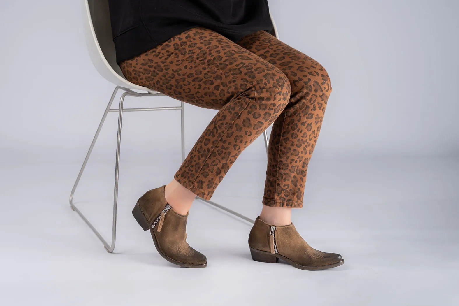 MORGAN Keep Tan Booties with Tan Stitch