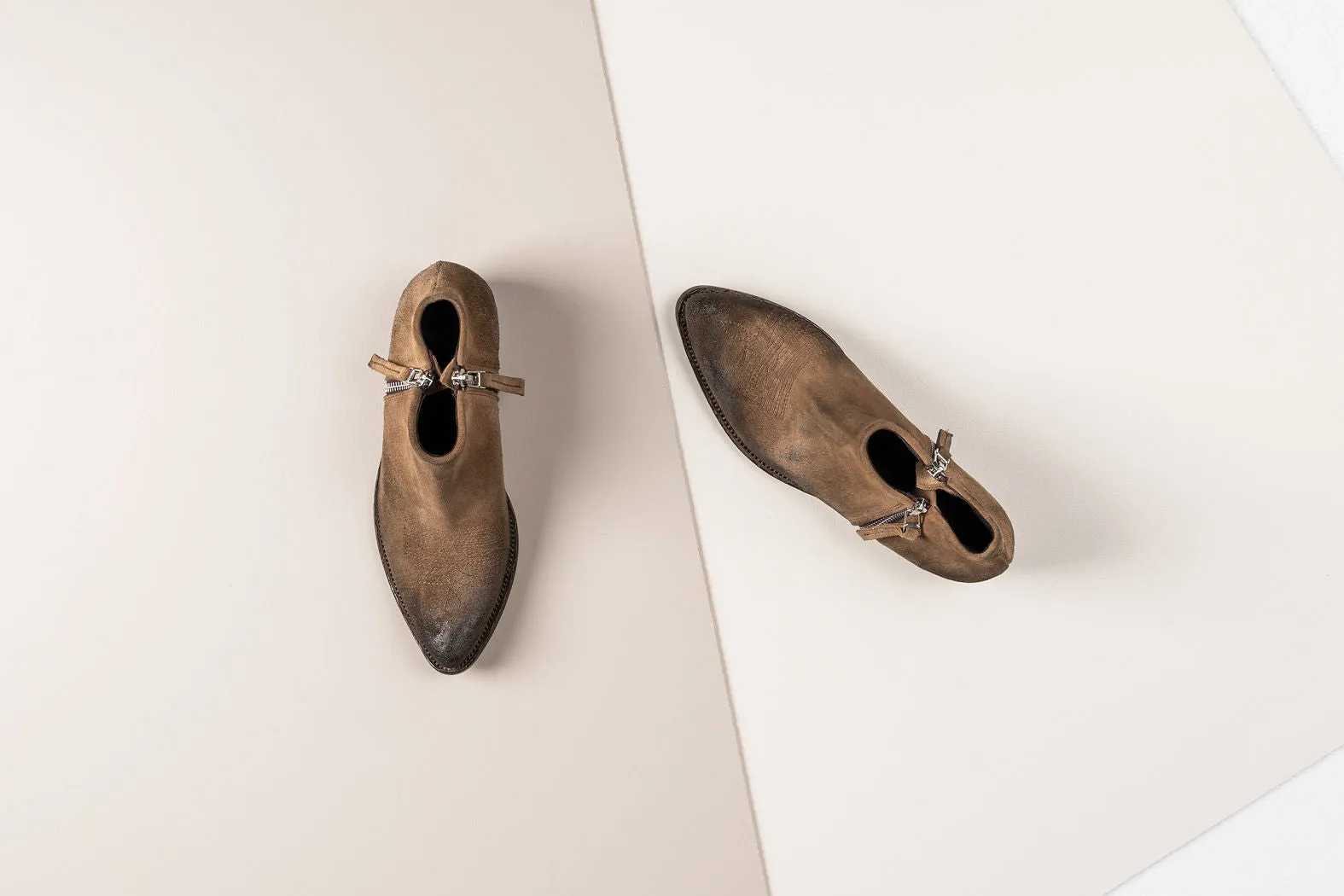 MORGAN Keep Tan Booties with Tan Stitch