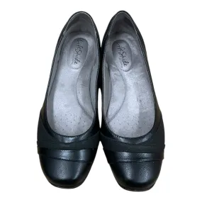 Shoes Flats By Life Stride In Black, Size: 9